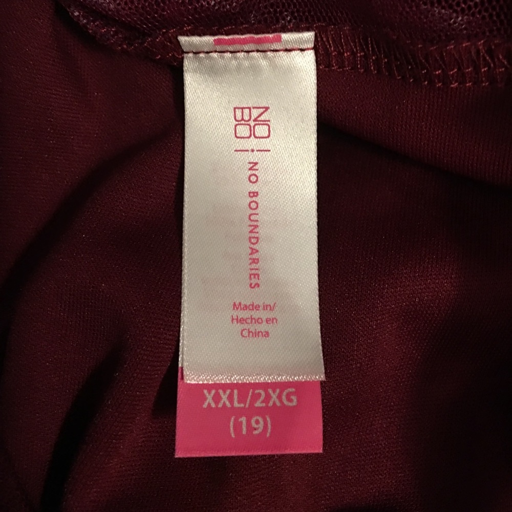 SOLD!! Brand New!! No Boundaries Dressy Tank Top - Picture 3 of 4